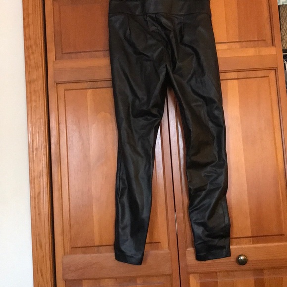 Zara Faux leather leggings - Picture 5 of 8
